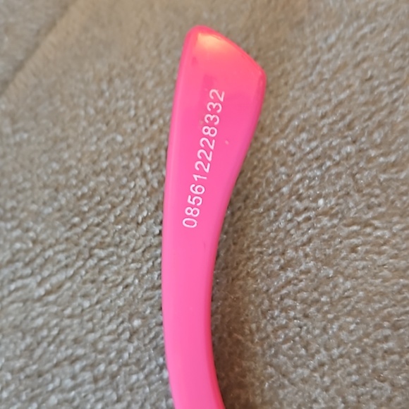 NWT Disney Bundle: FROZEN Elsa Anna Beach Towel, Doll Toy, PRINCESS Sunglasses - Picture 14 of 14